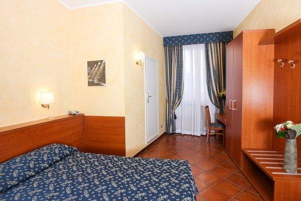 Habitación Doble/Twin Superior  Casa di Santa Francesca Romana Roma Habitación Doble/Twin Superior  Casa di Santa Francesca Romana Roma