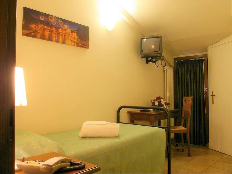 Standard Single Room Casa di Santa Francesca Romana Roma Standard Single Room Casa di Santa Francesca Romana Roma